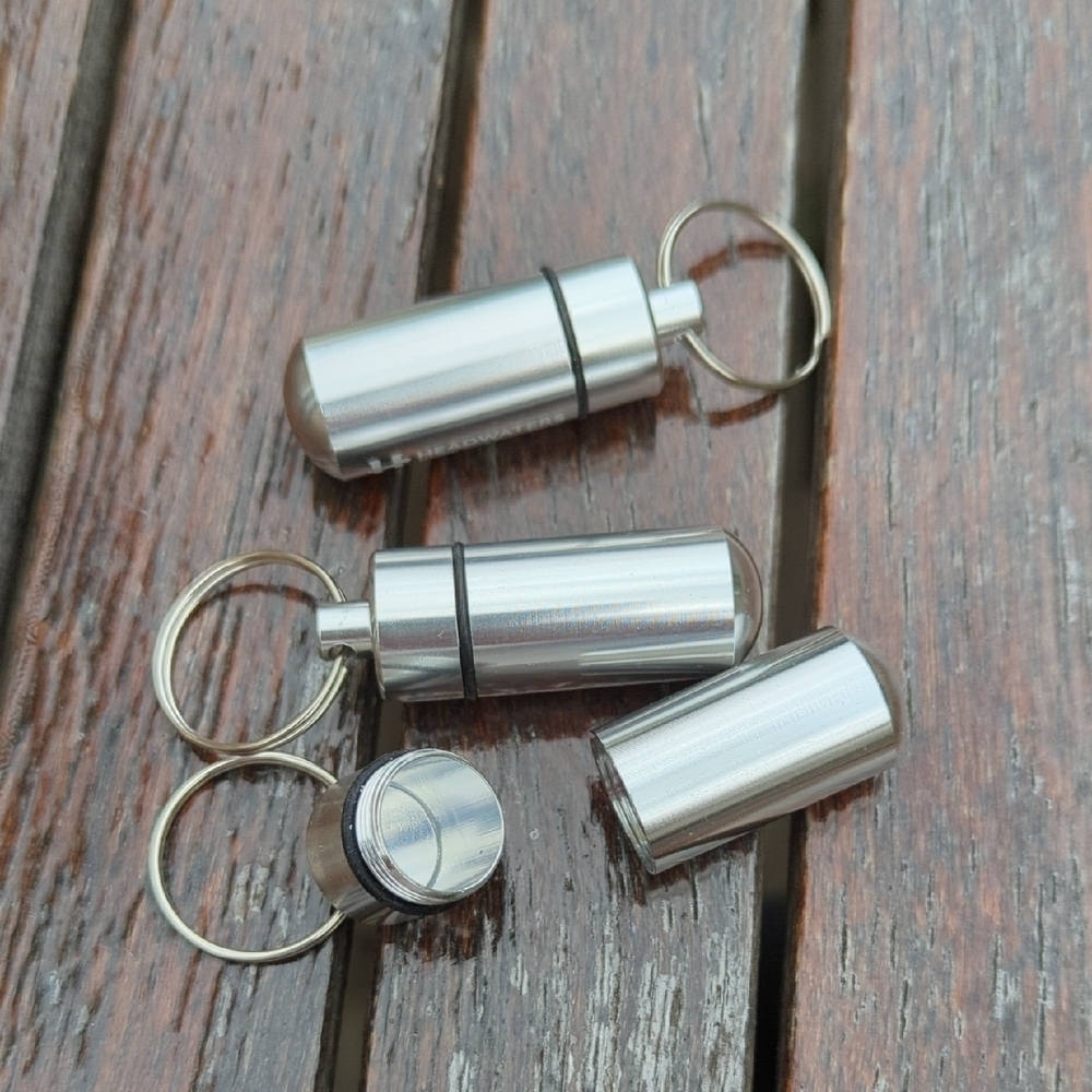 *FREE*Key Chain Waterproof Container
